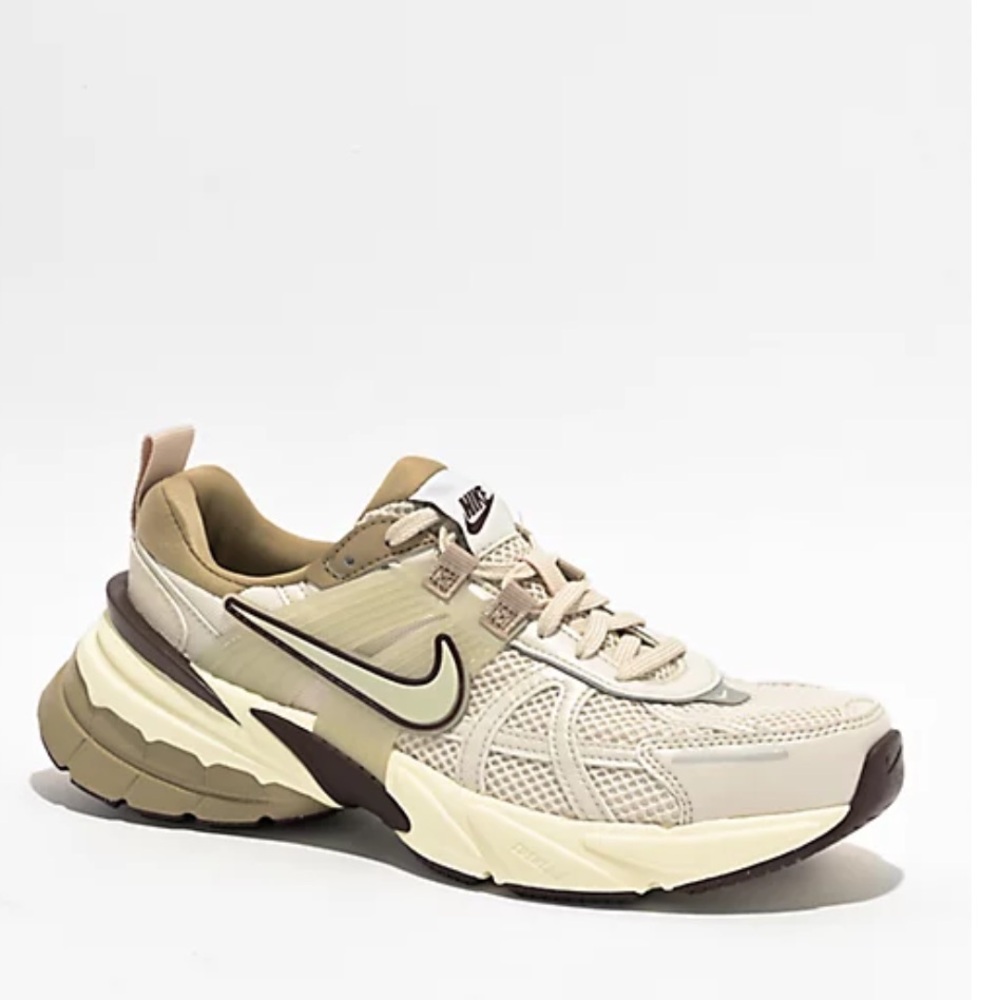 Nike V2K Run Orewood Brown Shoes. Gently worn women’s size 6. Good condition.